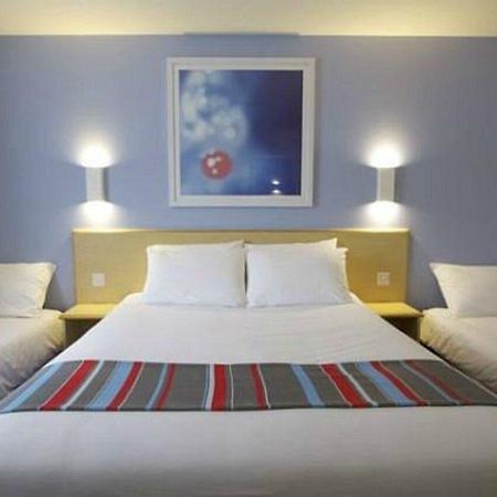 Travelodge Middlewich Extérieur photo
