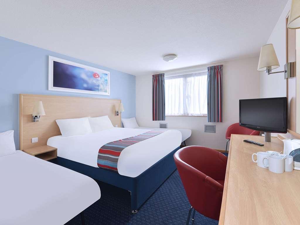 Travelodge Middlewich Chambre photo